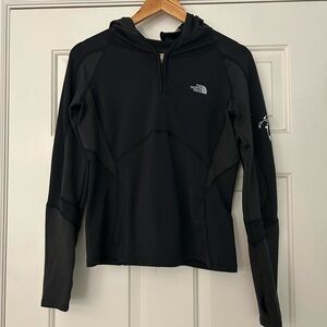 The North Face Black Performance  flight series vapor wick 1/4 zip Hoodie